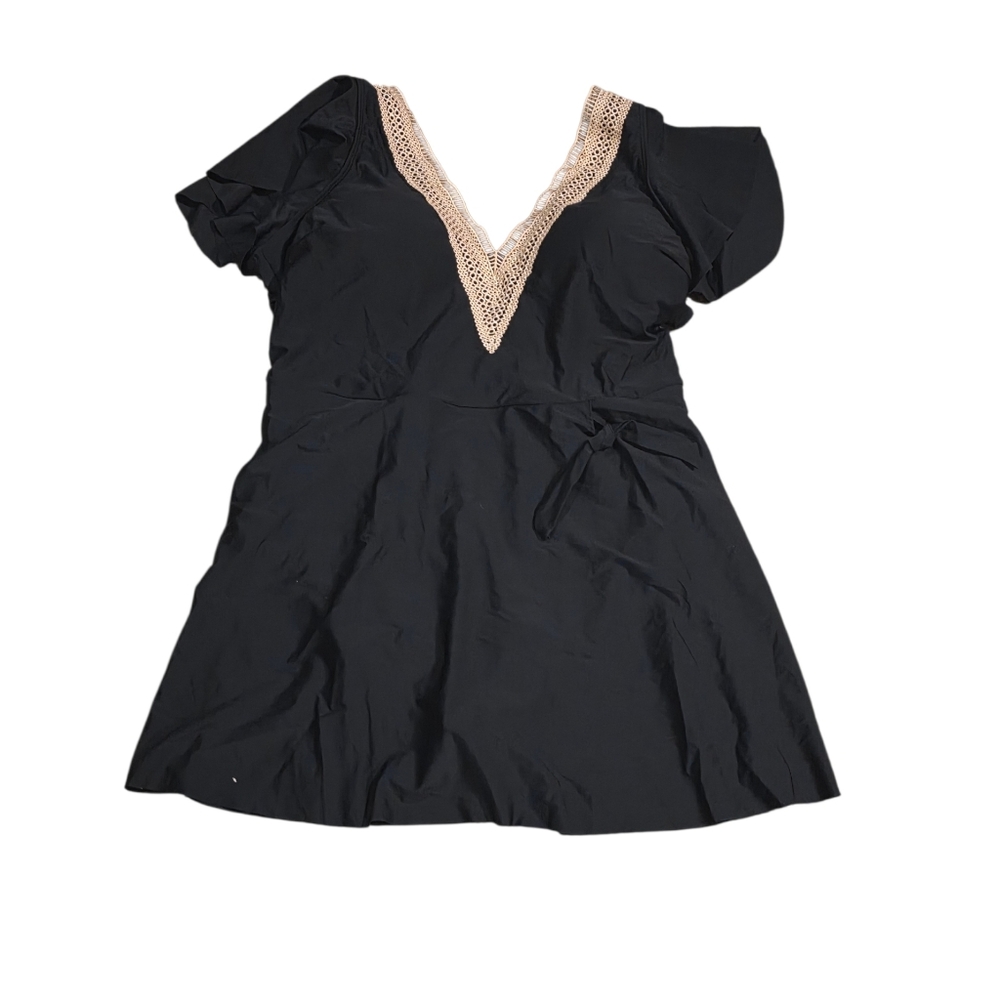 Elegant black swim  Dress with Lace Detail feom blooming jelly nwt 3xl